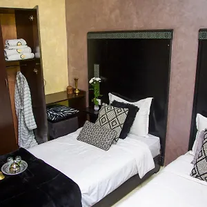 https://vents-des-iles.essaouirahotels.net