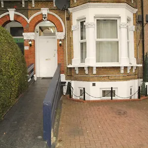 Hotel Olympus Nirvana, Londen
